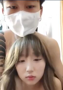清纯呆萌超嫩美少女白丝美腿