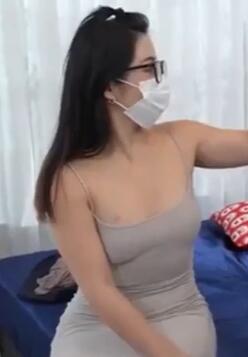 极品反差婊子眼镜御姐