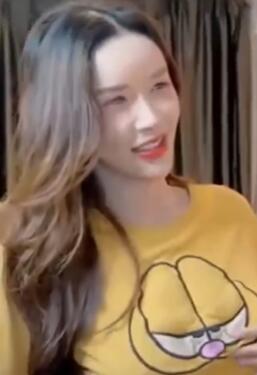 号称泰国最美女子Mimie