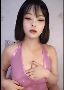 女老师镜头前丝袜高跟超有味道