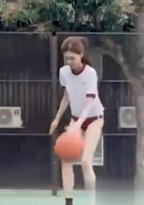 x视界专题 XSJTC02 同城上门巧遇可爱的马尾学姐 沉湘妮(湘湘)