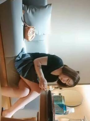 91老金和超高顏值美女2021-06-07