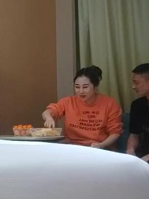 利哥寻妹约了个活不错的少妇03-07