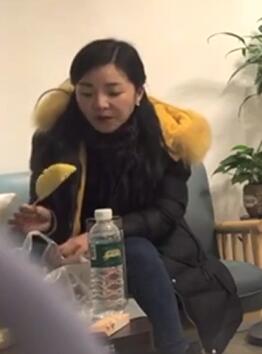 极品眼镜人妻仙丹加持高清