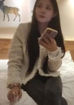 瘦猴先生酒店高价约极品气质女神兼职外围身材完美