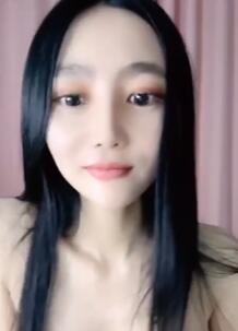 顶级女神虎牙大主播下海白得发亮