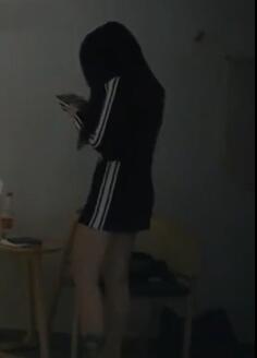 91C仔团伙酒店约模特身材肤白腿长初次出来兼职的少妇