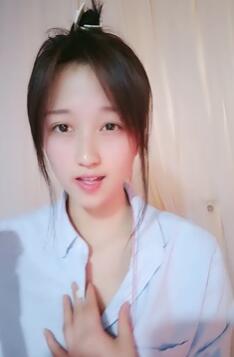 颜值很哇塞的极品小少妇全程露脸深夜大秀