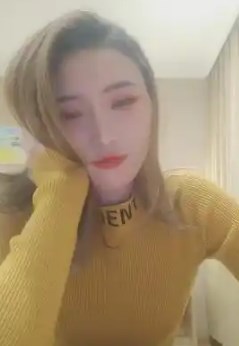 白虎黄色毛衣美少妇大青龙男友