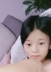 眼镜中年大叔和小女友大秀
