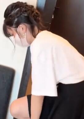 白晳妹子被黑人鬼子猛烈冲击