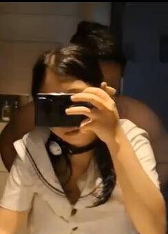 约刚上大一的小妹妹